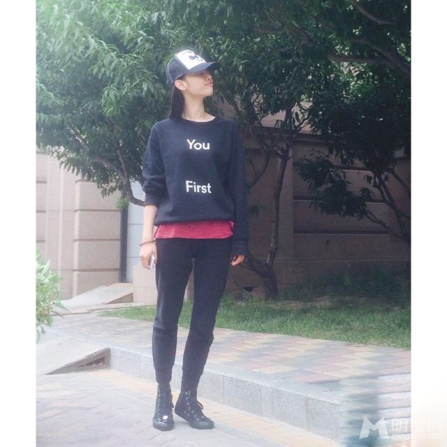 白百何私服穿搭大揭秘玩转混搭有一手_图-2