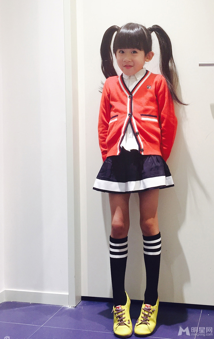 贝儿化身美少女战士双马尾造型萌化网友_图-4