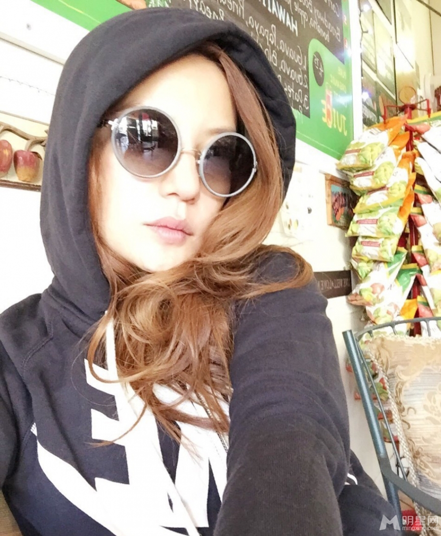 黄晓明赵薇亲密用餐两人身着潮装星范十足_图-6