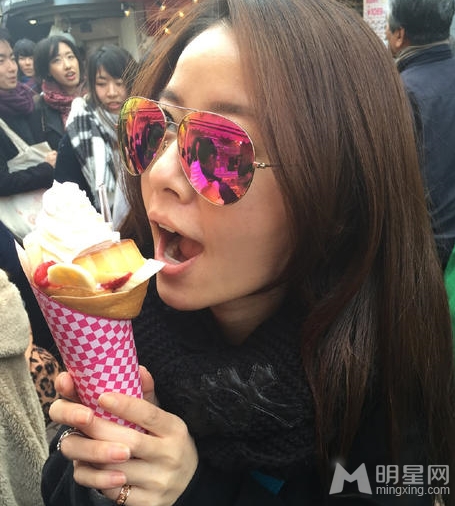林心如美艳生活照曝光童心未泯欢乐无限_图-3