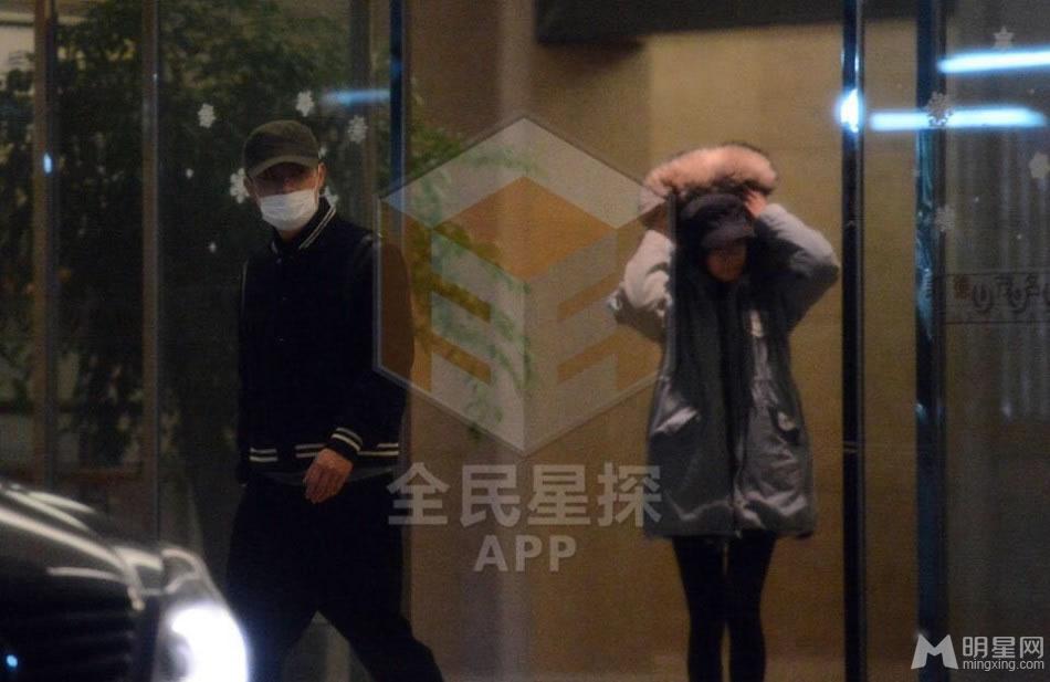 陈赫公寓夜会张子萱激吻熊抱全纪录_图-17
