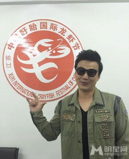 《我是歌手3》萧煌奇补位金曲歌王生活照曝光_图-2