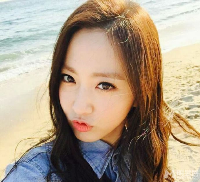 罗海灵整容后美艳私照流出天使面孔魔鬼身材_图-1