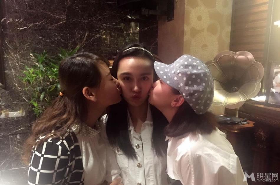 李响为孙骁骁甜蜜庆生袁弘李湘好友助阵_图-6