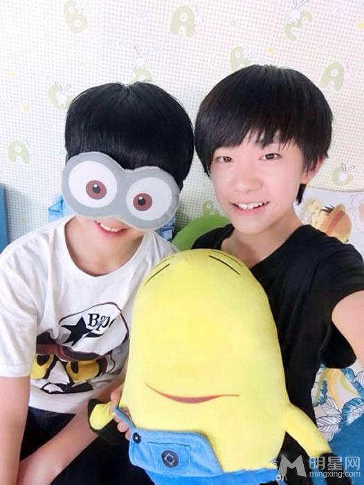TFBOYS易烊千玺2014年生活照集_图-8