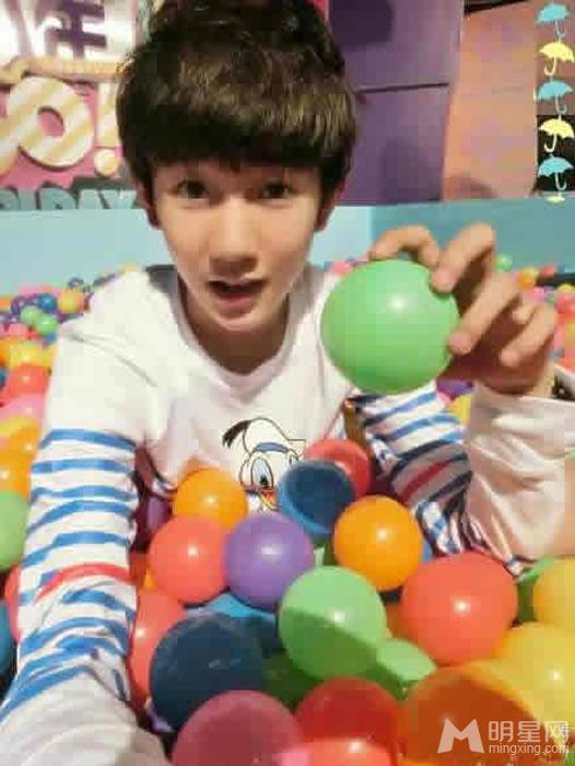 TFBOYS王源2014年生活照集_图-58