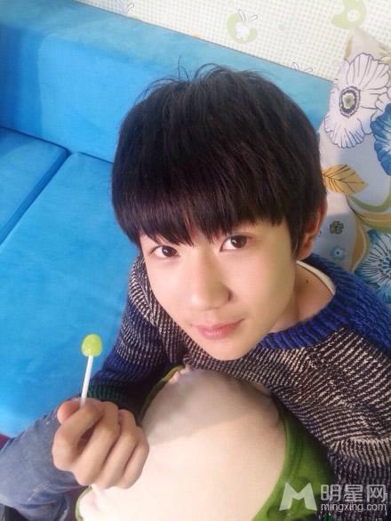 TFBOYS王源2014年生活照集_图-18