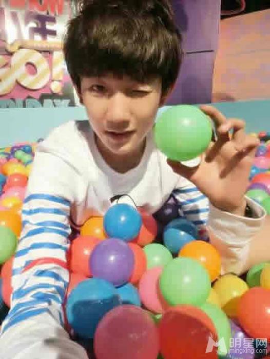 TFBOYS王源2014年生活照集_图-59