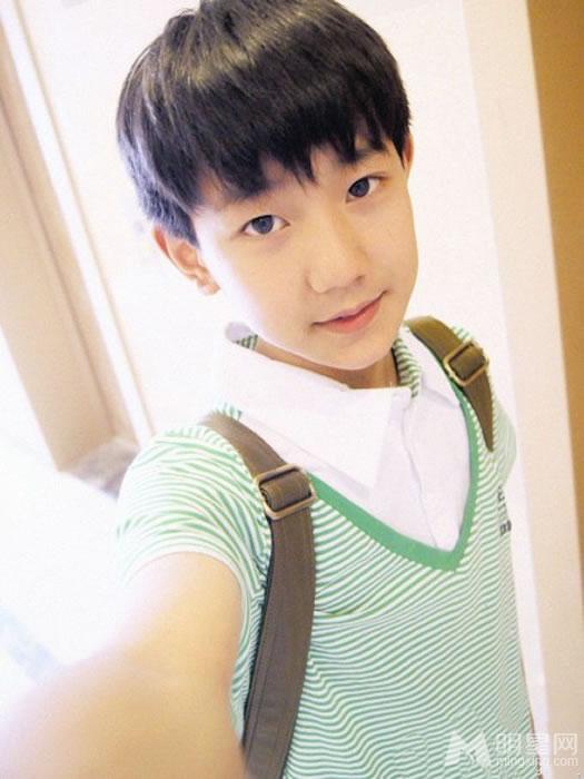 TFBOYS王源2013年下半年可爱卖萌生活照集_图-36