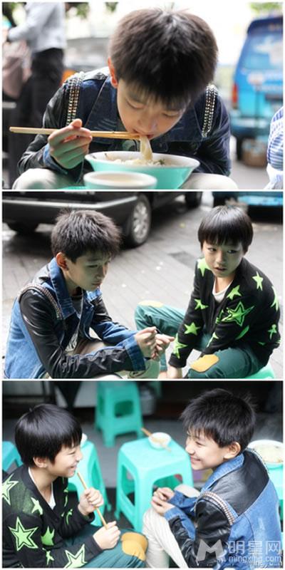 TFBOYS王源2012年青涩可爱生活照集_图-23