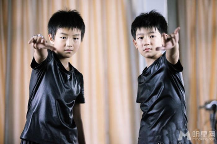 TFBOYS王源2012年青涩可爱生活照集_图-22