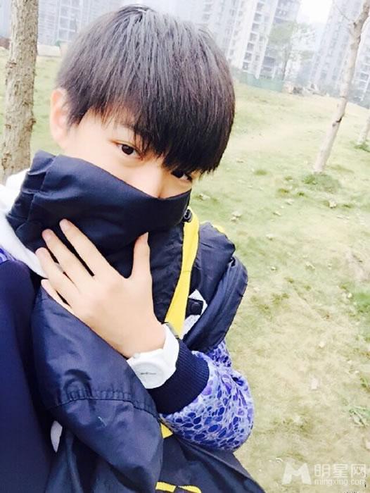 TFBOYS王俊凯2014年下半年帅气生活照集_图-32