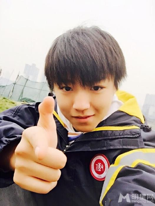 TFBOYS王俊凯2014年下半年帅气生活照集_图-31