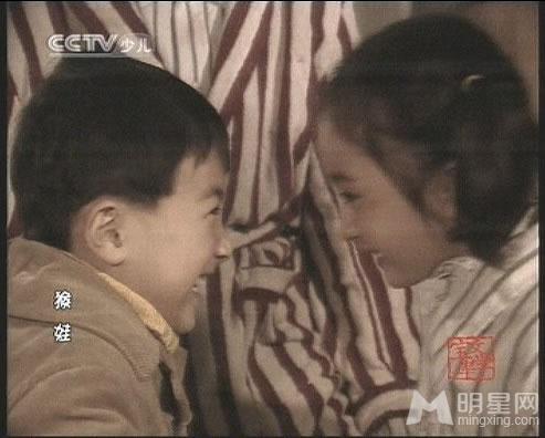 杨幂小时候影视剧照曝光古灵精怪惹人怜_图-9