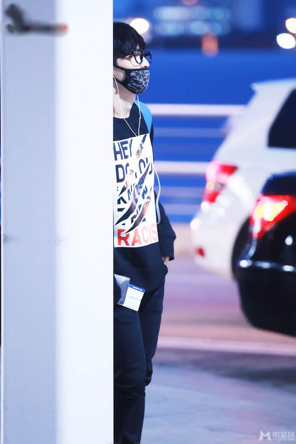 EXO张艺兴2014年11月机场写真飞往日本可爱呆萌_图-24