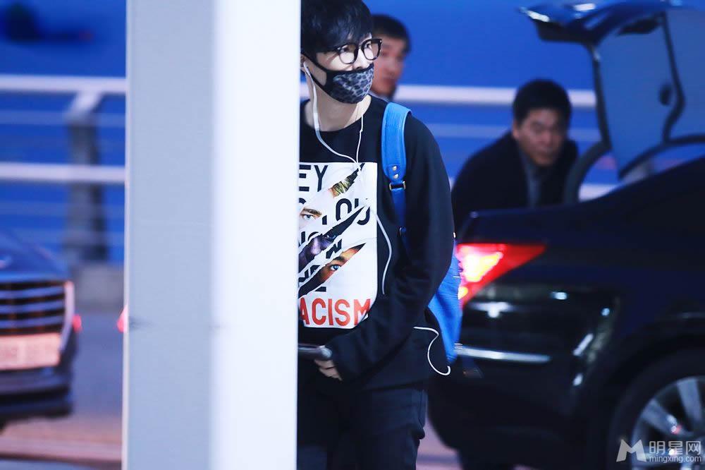 EXO张艺兴2014年11月机场写真飞往日本可爱呆萌_图-5