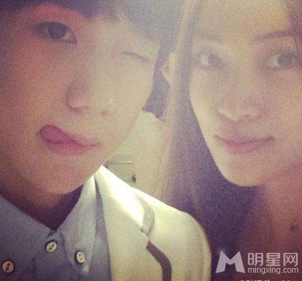 TFBOYS和陈漫合照卖萌可爱_图-5