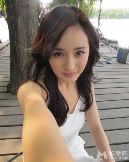 杨幂微博生活照第四弹秒变短发女郎_图-13