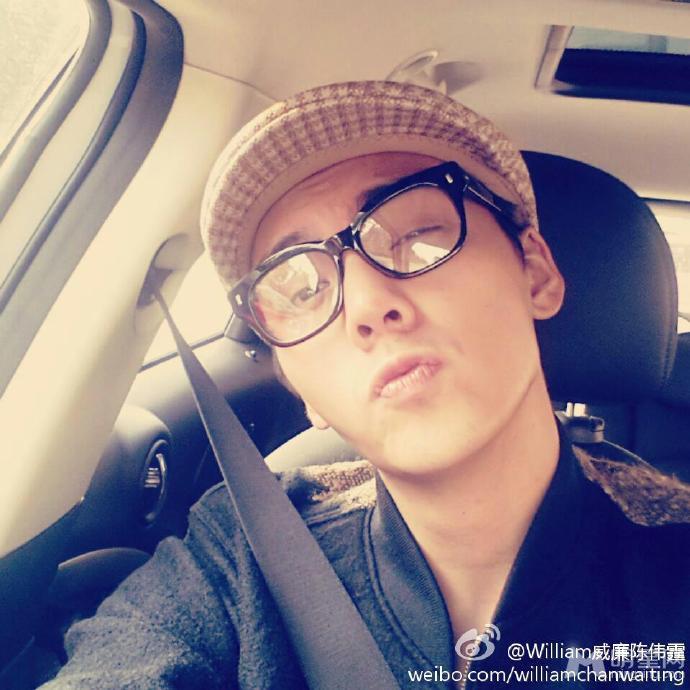 陈伟霆微博自拍2013年合集健身房现八块腹肌_图-58