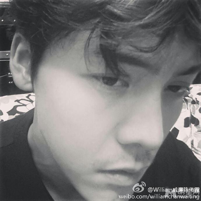 陈伟霆微博自拍2013年合集健身房现八块腹肌_图-59