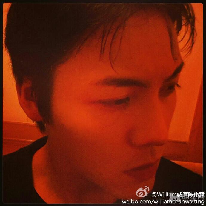 陈伟霆微博自拍2013年合集健身房现八块腹肌_图-111