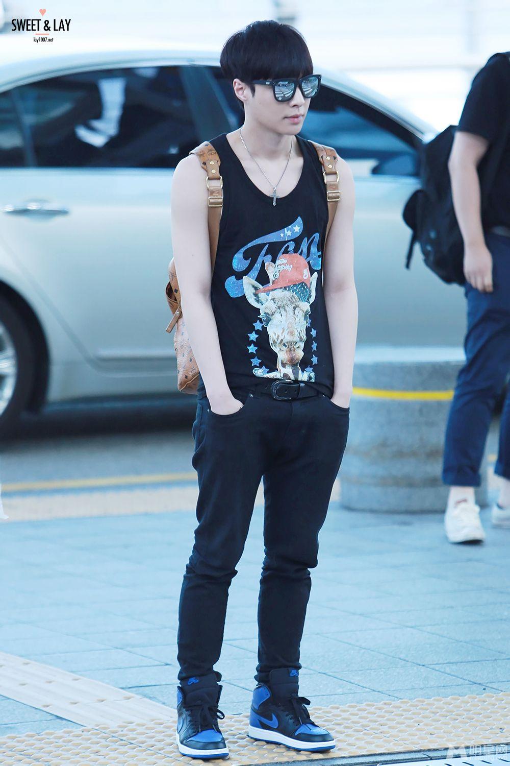EXO张艺兴2014年7月现身北京机场全程手插裤兜全程_图-47