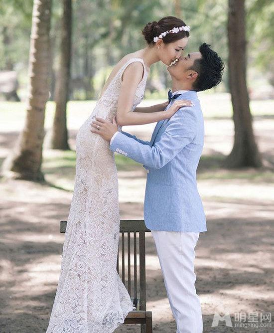 陈赫结婚照全曝光文章何炅谢娜娄艺潇齐祝福_图-1