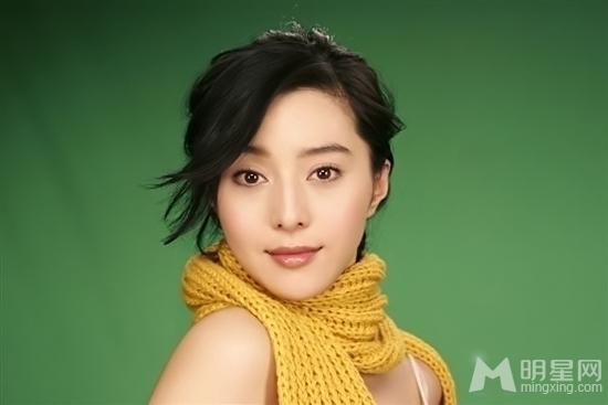 范冰冰成名前拍摄的性感写真照_图-3