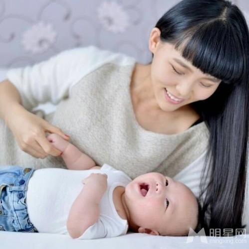网曝王迅曾婚内出轨娶90后小娇妻生儿子_图-8
