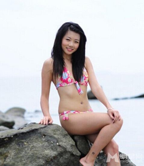 郑恺白富美女友比基尼旧照性感火辣_图-8