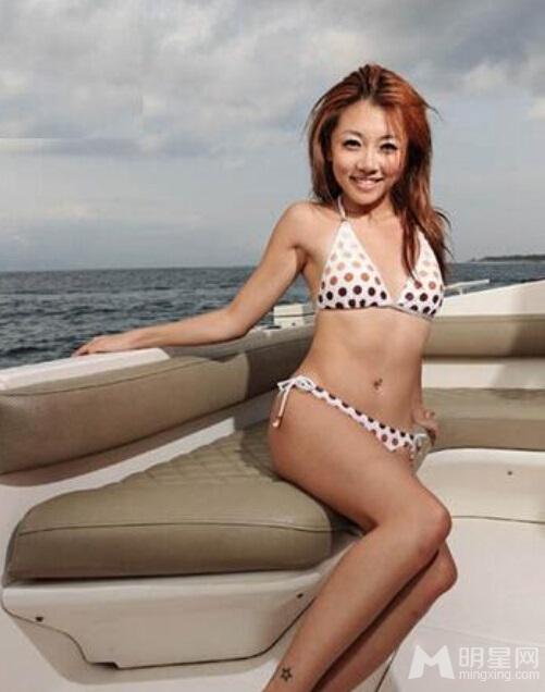 郑恺白富美女友比基尼旧照性感火辣_图-9