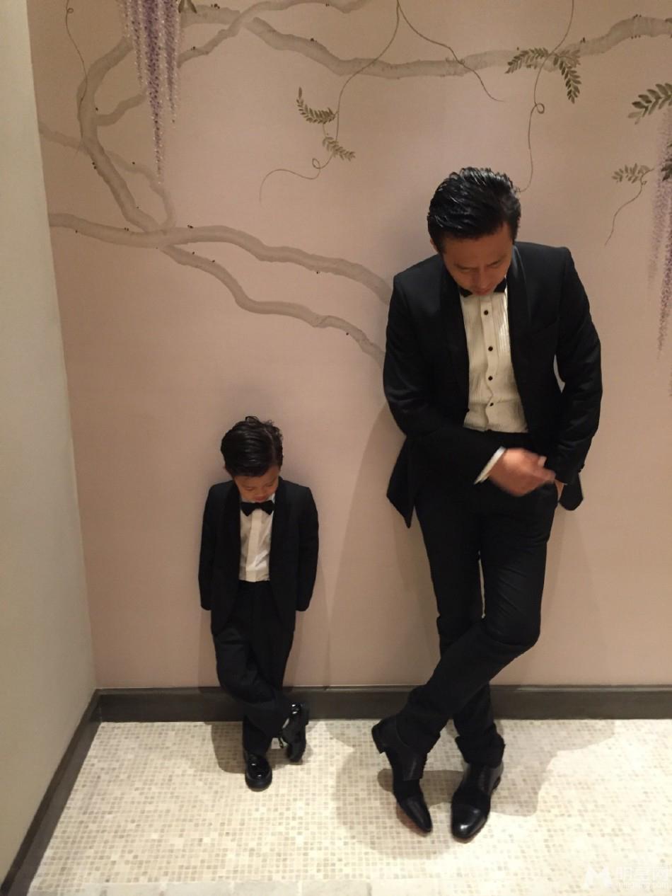 邓超等等齐穿小礼服神同步为孙俪庆生_图-4