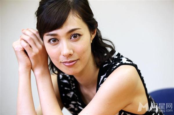 福山雅治闪婚妻子吹石一惠性感旧照曝光_图-10