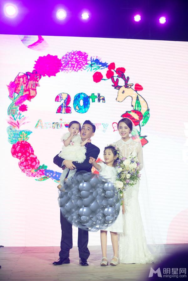 黄磊孙莉相爱20年补办婚礼超级温馨幸福_图-15