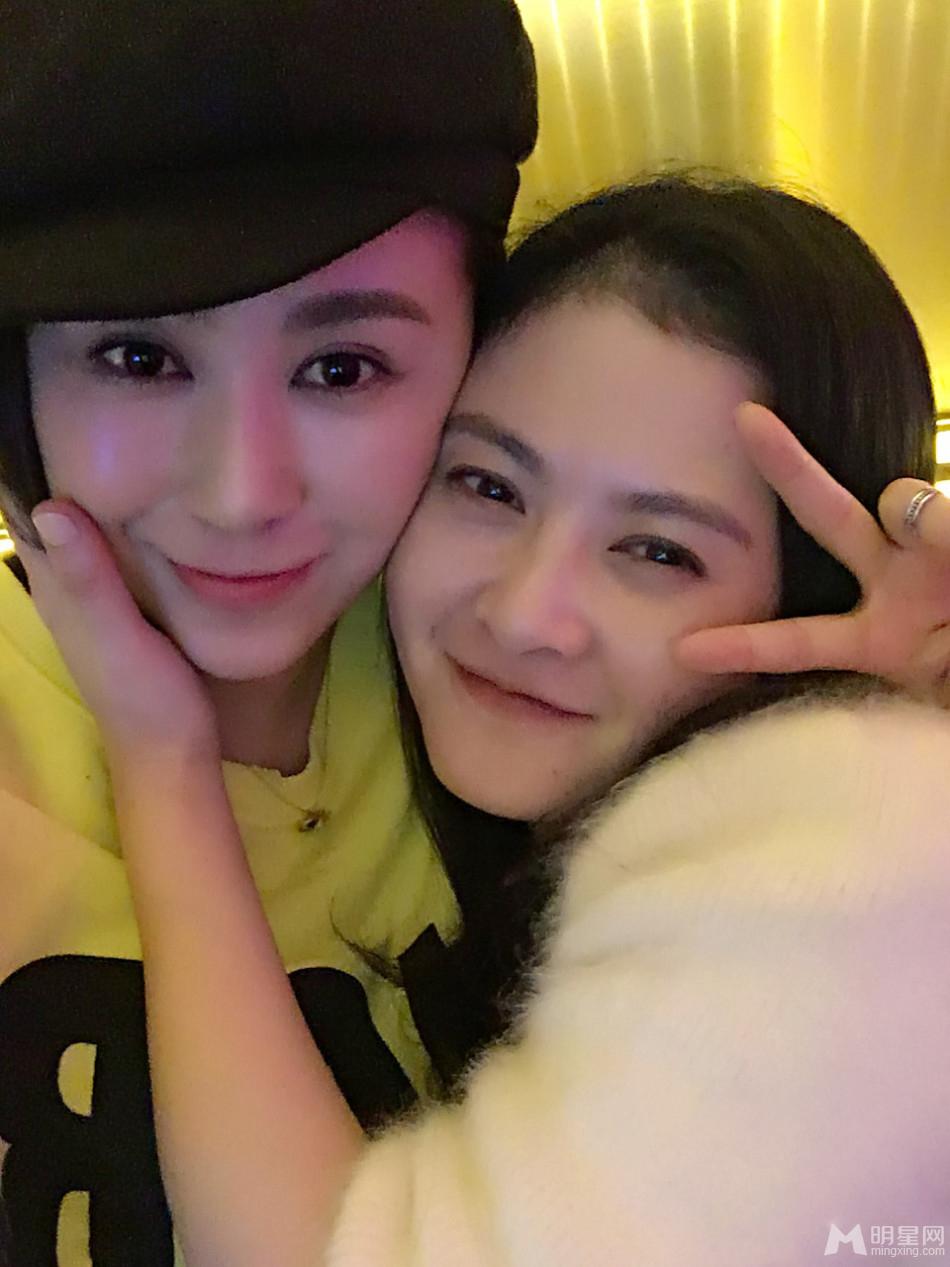 马丽和沈腾女友贴面合影好闺蜜嘟嘴卖萌_图-6