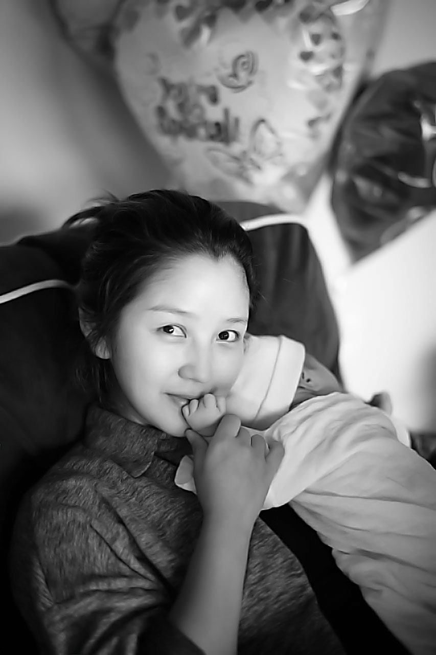 何洁女儿宝妹首度曝光乖巧可爱场面温馨_图-7