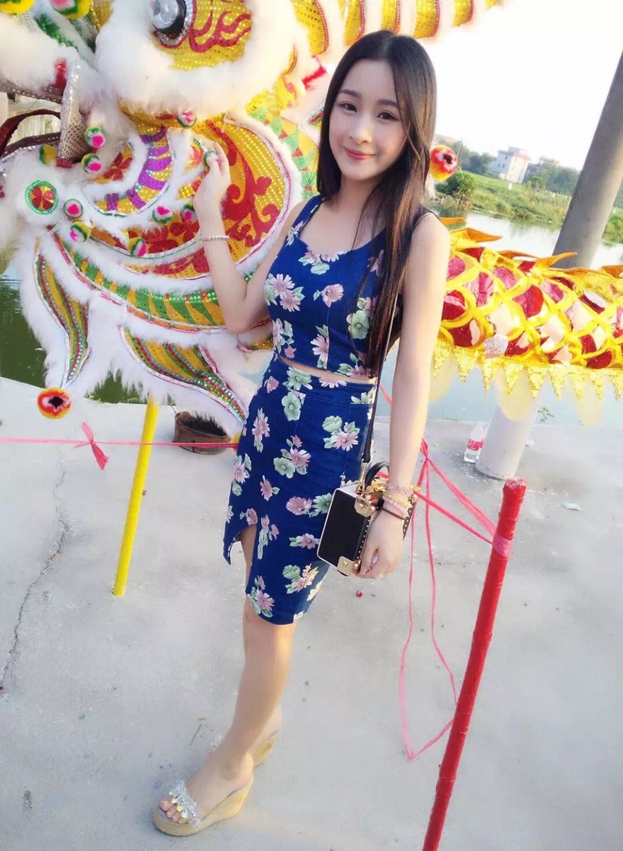 网络女主播酷似林依晨走红海量生活照曝光_图-5