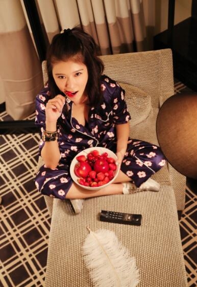 赵雅淇海量生活照曝光_图-3