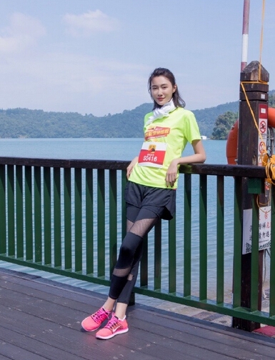长腿女神李斯羽微博自拍全集_图-67