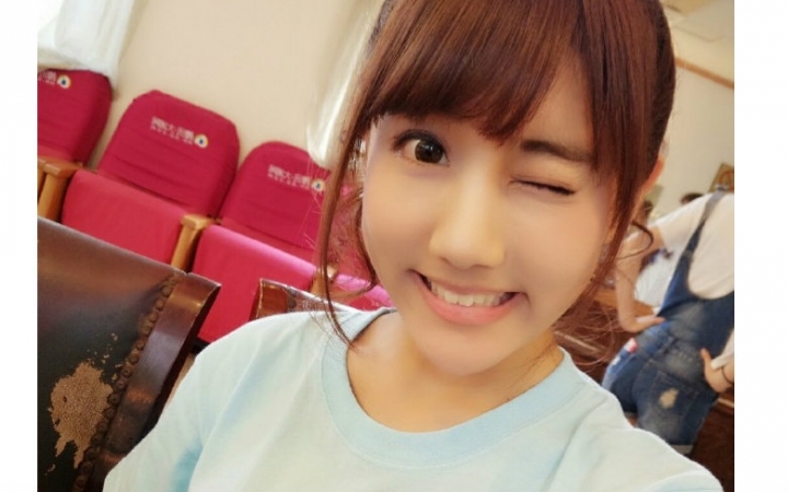 SNH48李艺彤海量生活照_图-8