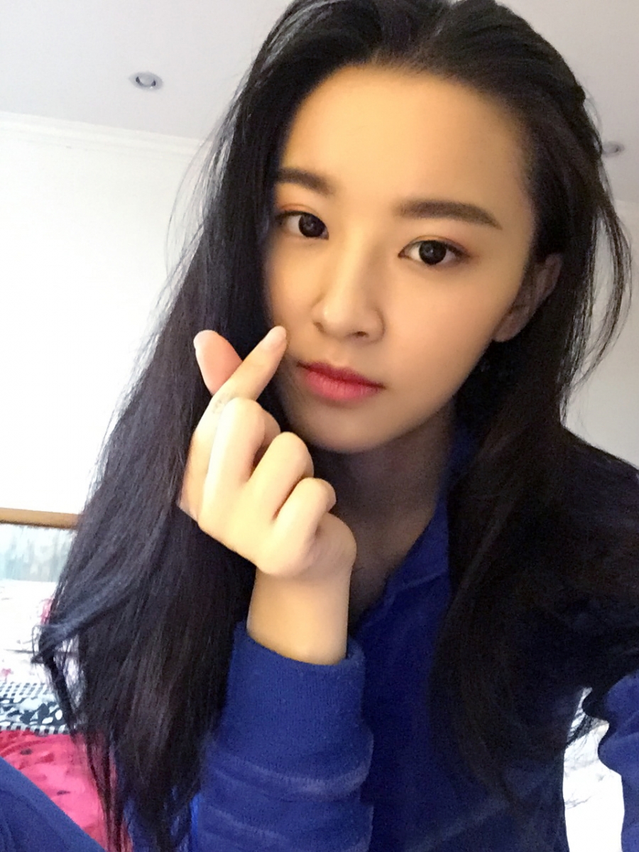 《大唐荣耀》何灵依扮演者梁婧娴生活照_图-5