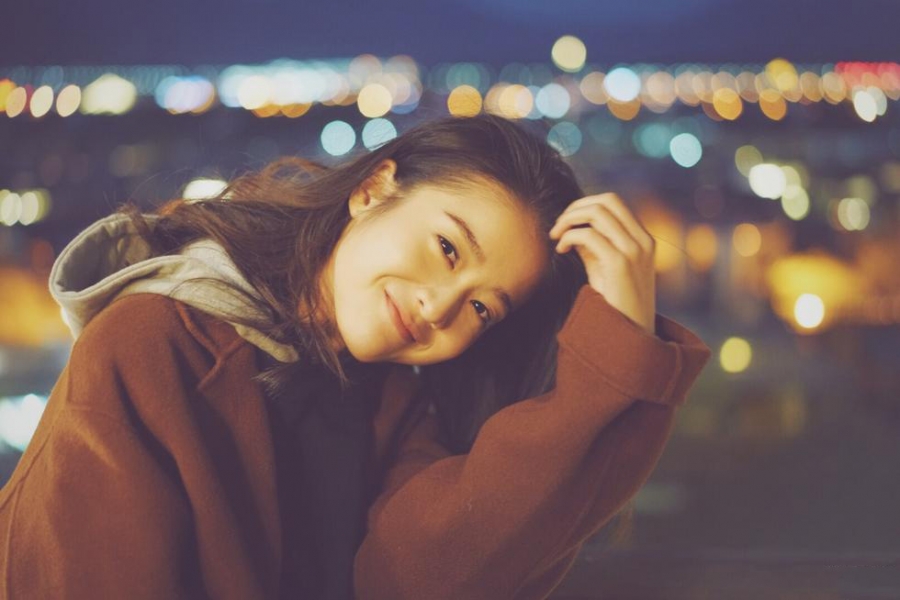 张雪迎甜美私照眼神纯净惹人怜_图-12
