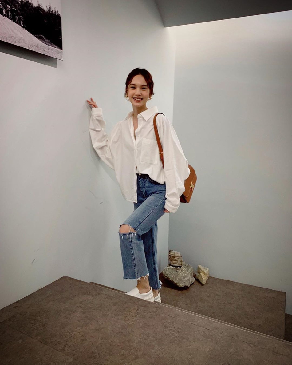 杨丞琳婚后首次分享生活照身穿白衬衫元气满满_图-6