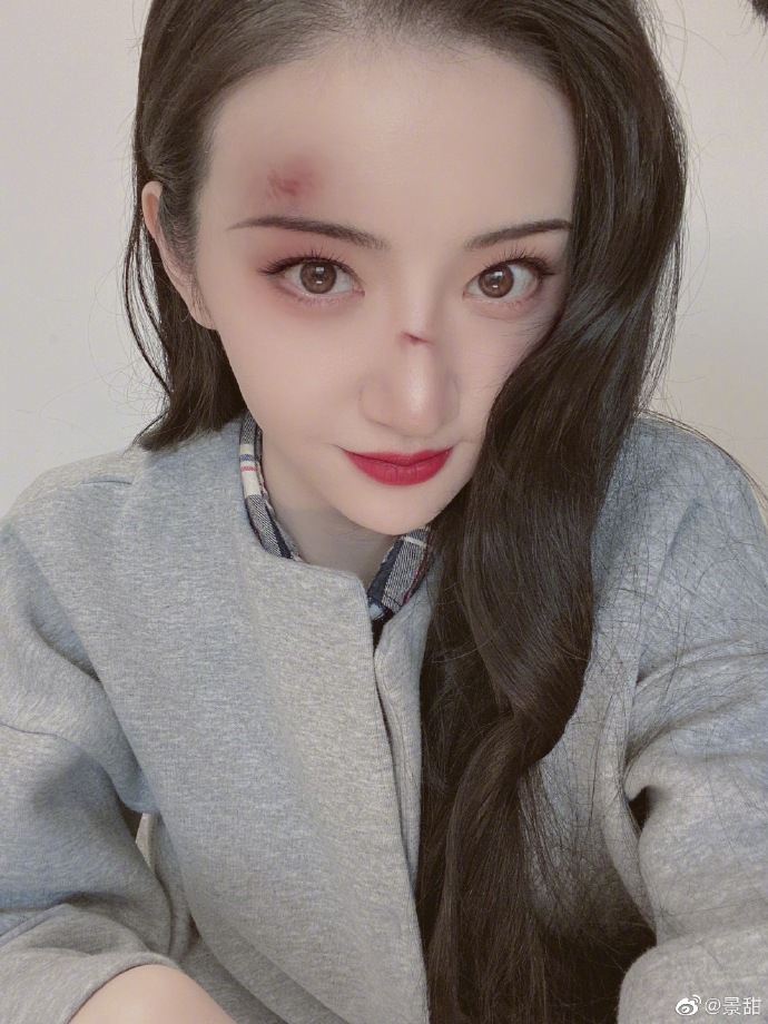 景甜万圣节自拍_图-4
