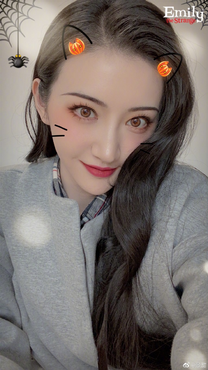 景甜万圣节自拍_图-5