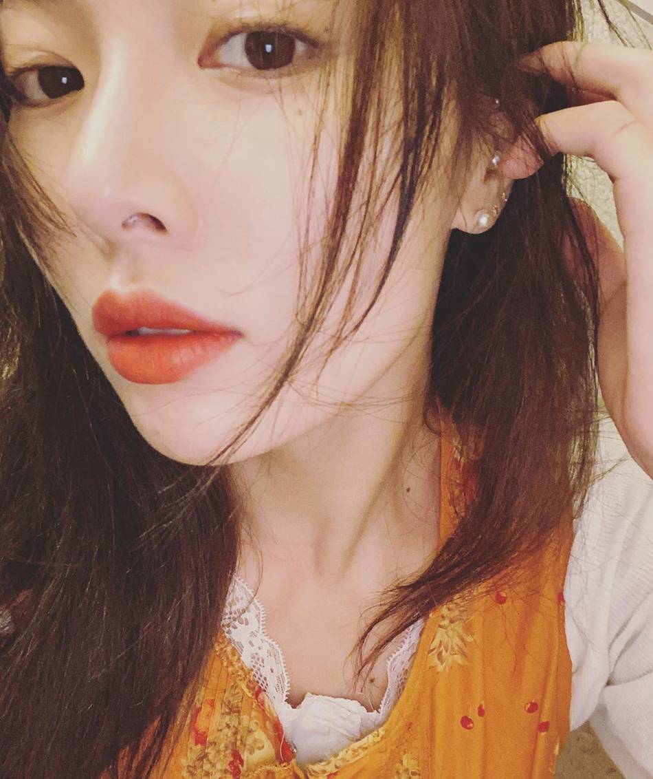 泫雅分享名族风穿搭_图-1