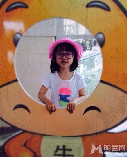 钟丽缇女儿Cayla生日晒萌照可爱爆棚_图-9