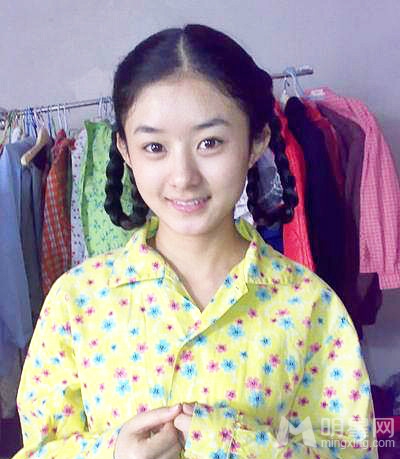 杨幂唐嫣图揭女神那些惨不忍睹的过去_图-14
