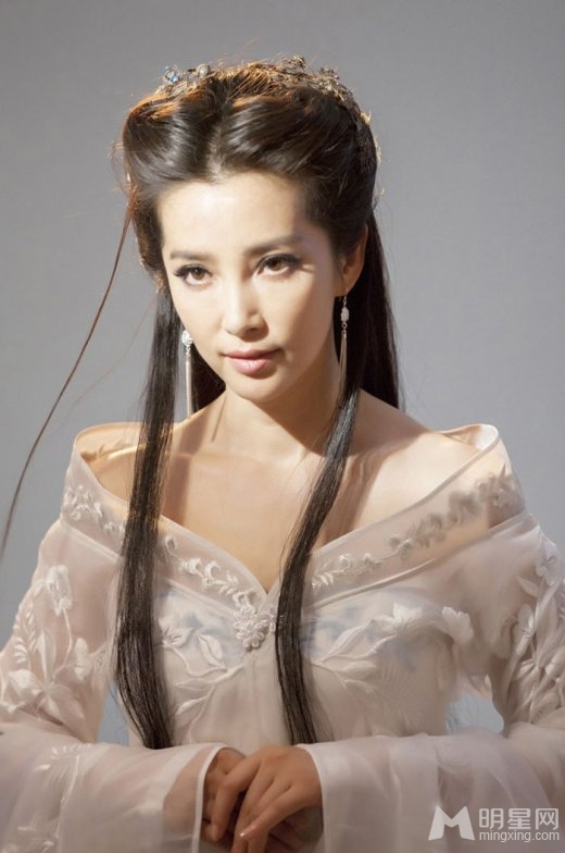 杨幂唐嫣图揭女神那些惨不忍睹的过去_图-27