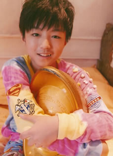 TFBOYS《爱出发》生写集第三弹